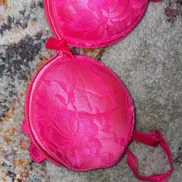 Nice pink laced sexy valentines day bra 👙 sz 32B - Picture 3 of 13